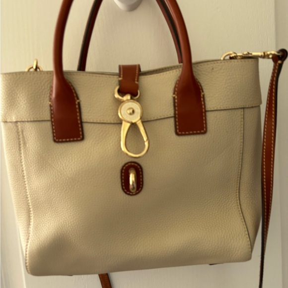DOONEY & BOURKE Cream and Brown Lock Logo Satchel - Picture 2 of 3